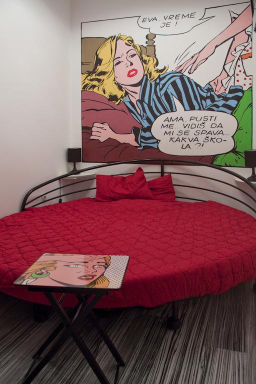 Pop Art Hostel Belgrad Oda fotoğraf